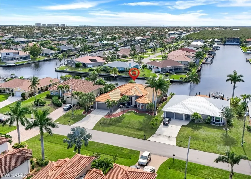 2906 SW 40th Street Cape Coral FL 33914