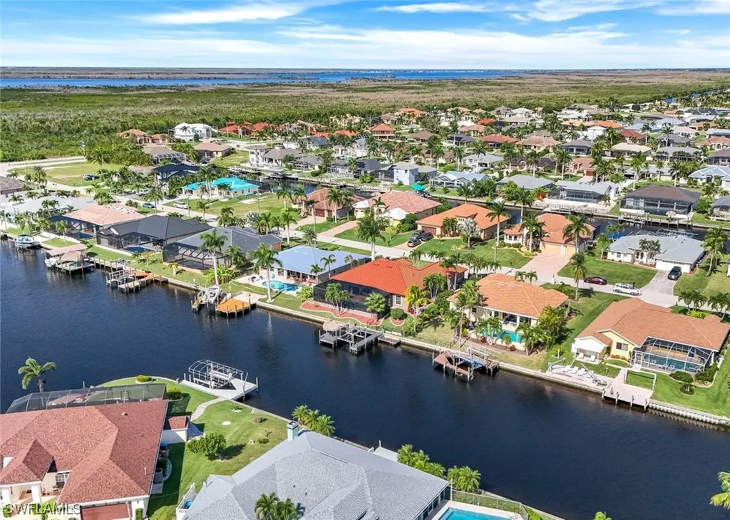 2906 SW 40th Street Cape Coral FL 33914