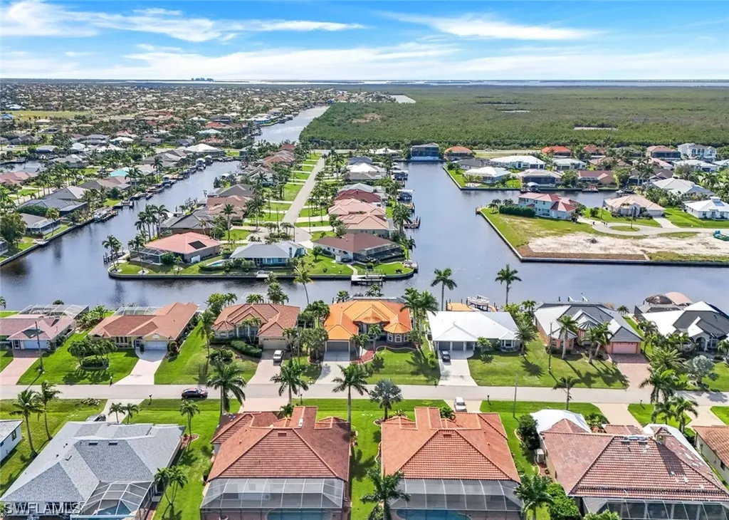 2906 SW 40th Street Cape Coral FL 33914