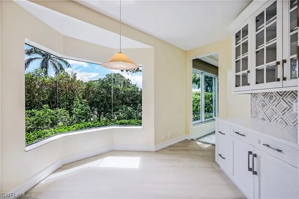 217 Colonade Circle Naples FL 34103
