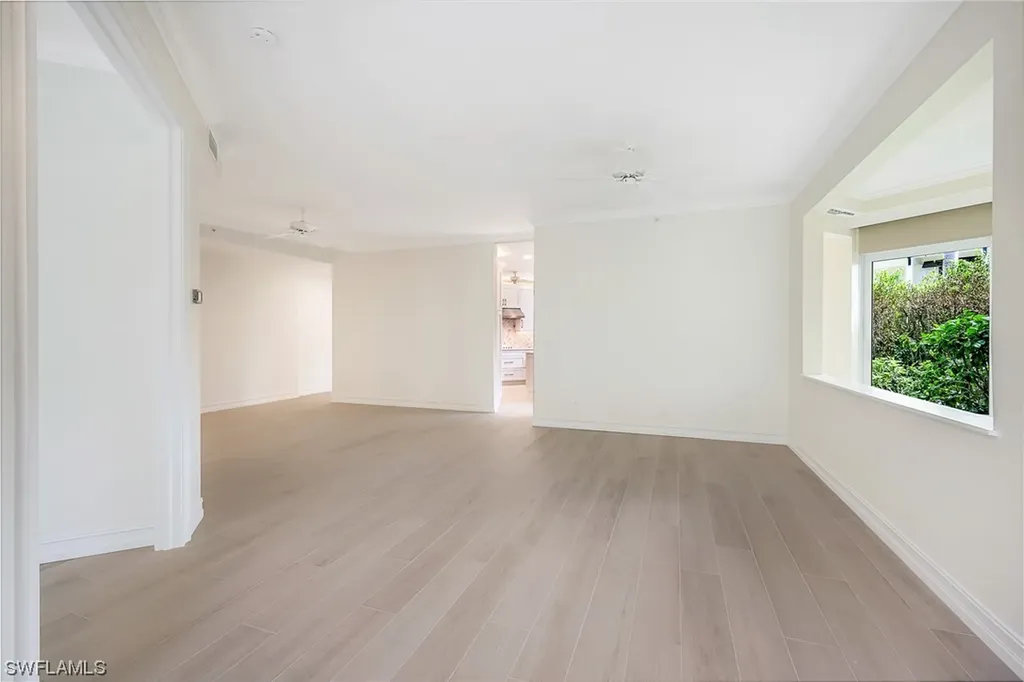 217 Colonade Circle Naples FL 34103