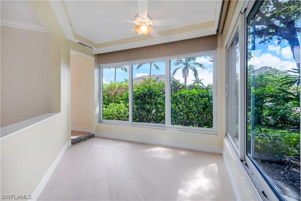 217 Colonade Circle Naples FL 34103