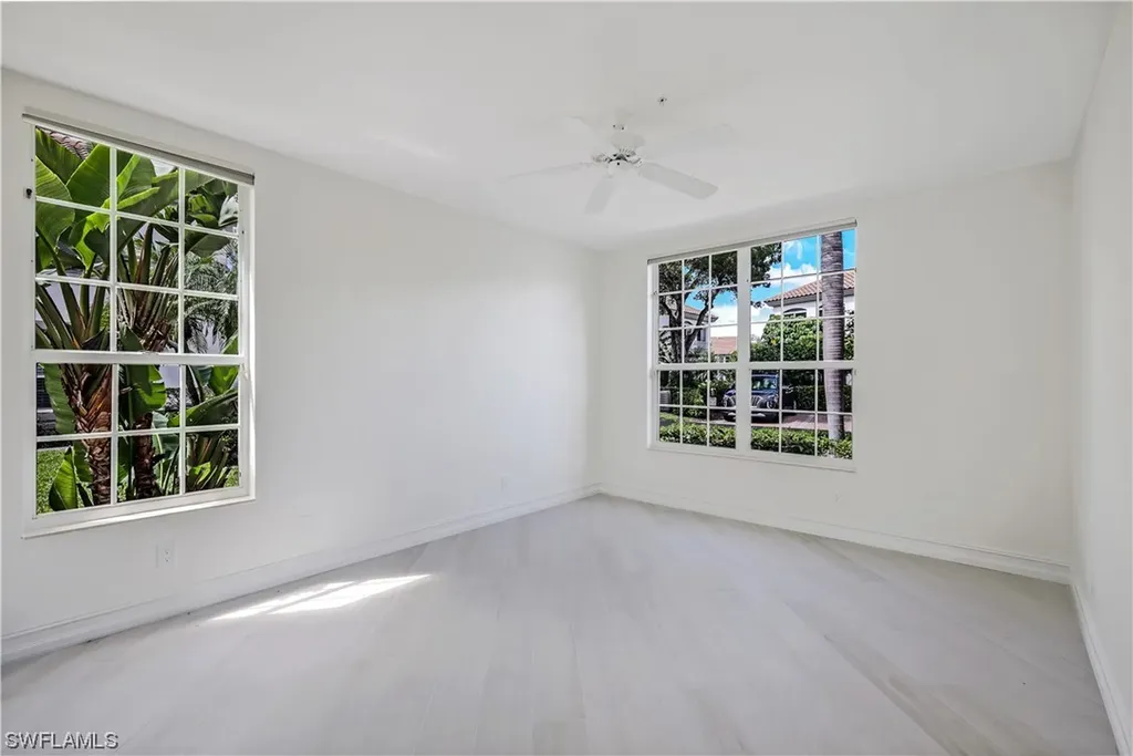 217 Colonade Circle Naples FL 34103