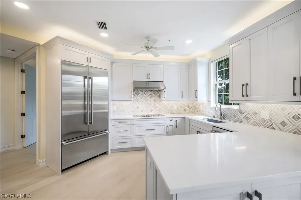 217 Colonade Circle Naples FL 34103
