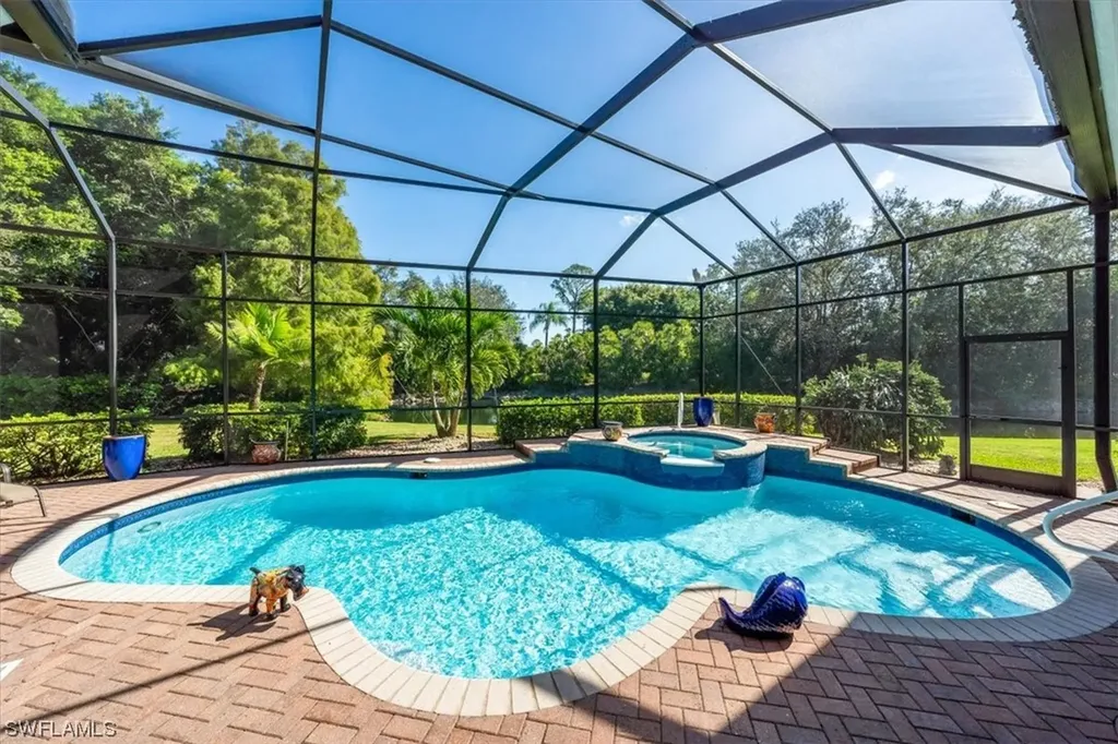 6672 Glen Arbor Way Naples FL 34119