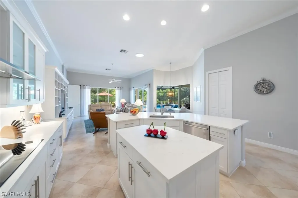 6672 Glen Arbor Way Naples FL 34119