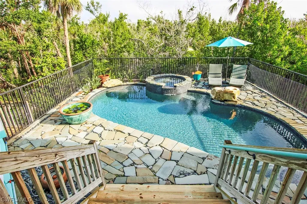 2058 Wild Lime Drive Sanibel FL 33957