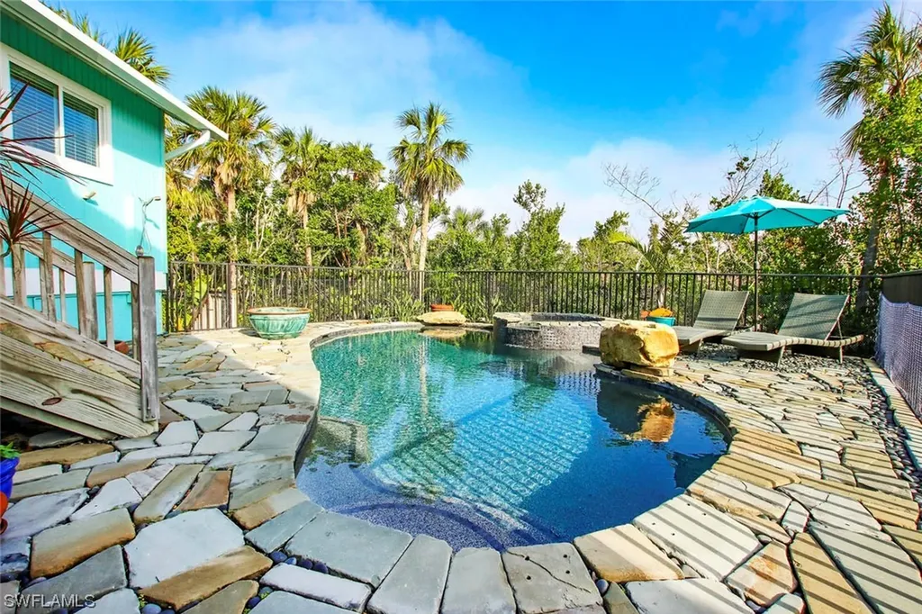 2058 Wild Lime Drive Sanibel FL 33957