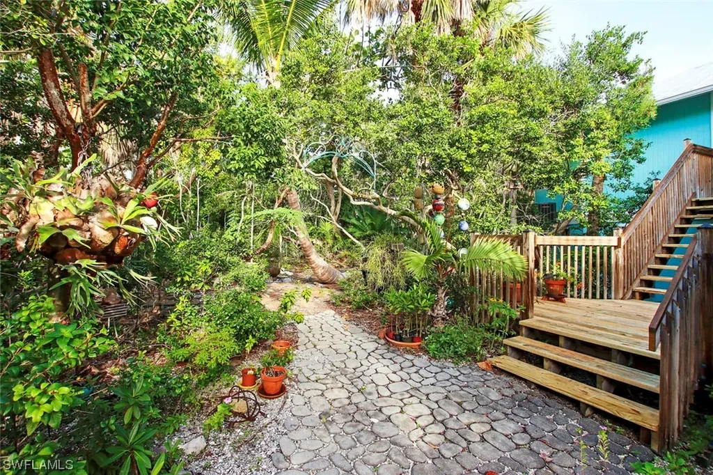 2058 Wild Lime Drive Sanibel FL 33957