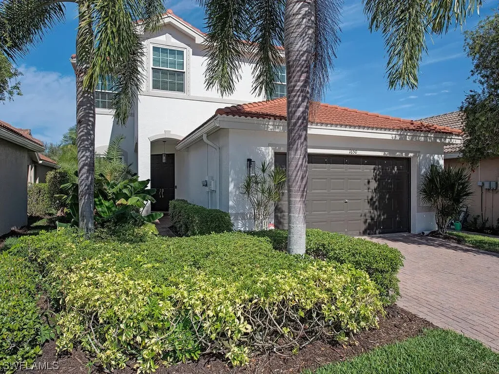 1650 Triangle Palm Terrace Naples FL 34119