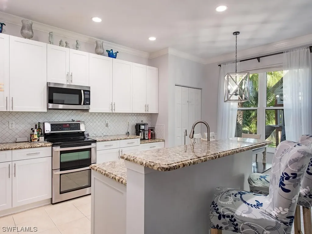 1650 Triangle Palm Terrace Naples FL 34119
