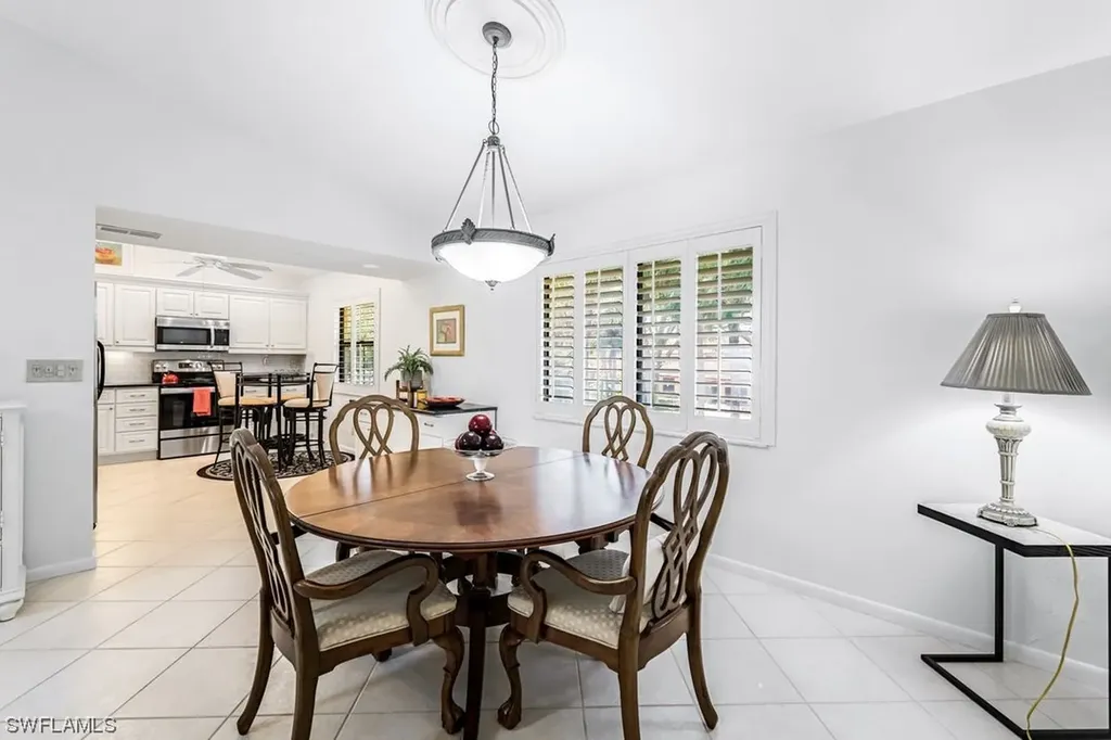194 Albi Road Naples FL 34112