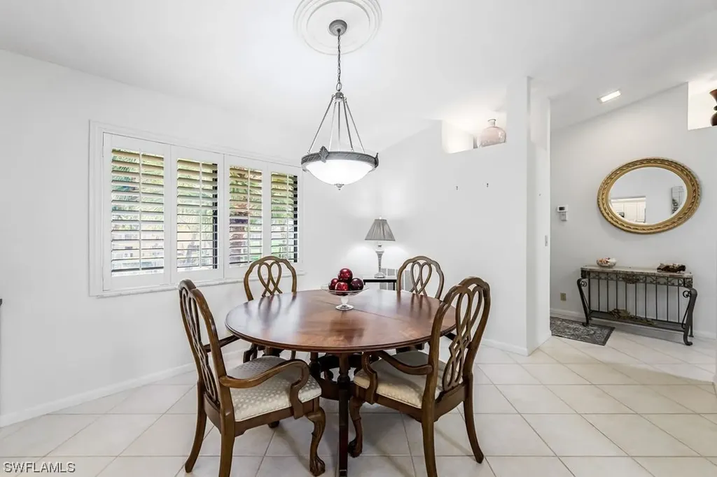 194 Albi Road Naples FL 34112