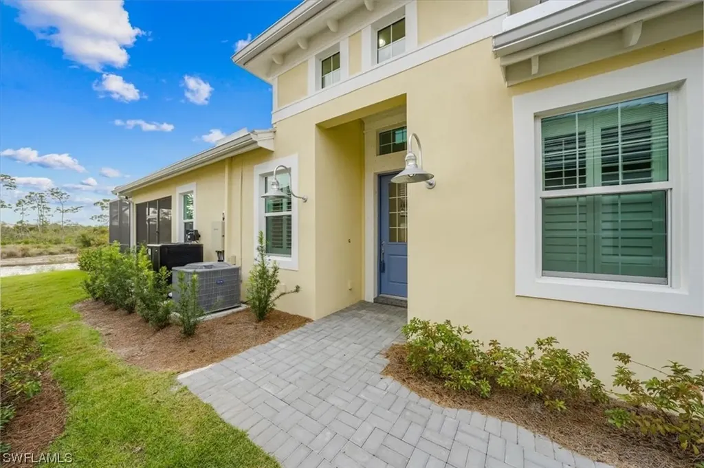 6859 Saona Court Naples FL 34113