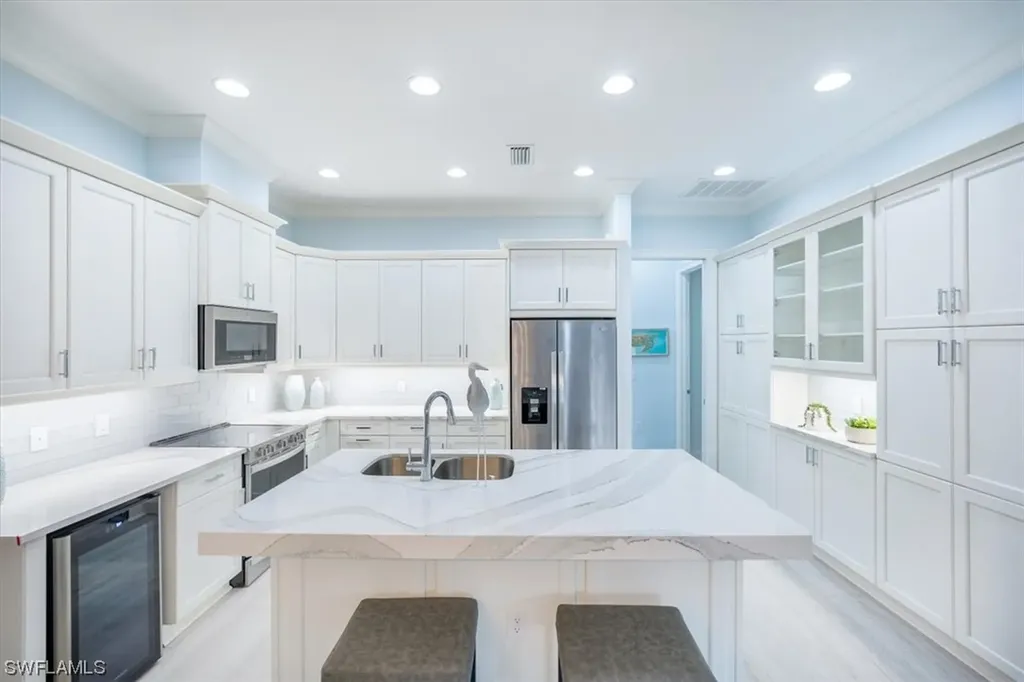 6859 Saona Court Naples FL 34113