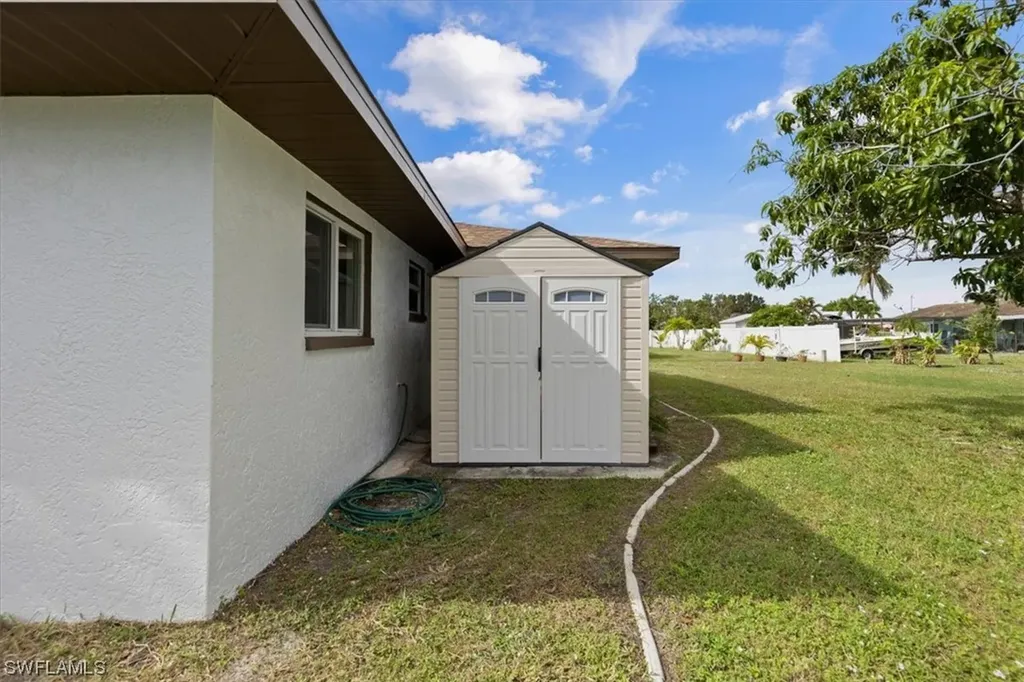 1429 SE 19th Terrace Cape Coral FL 33990