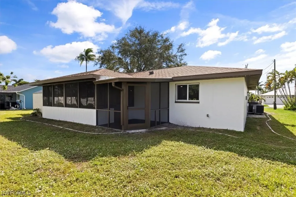 1429 SE 19th Terrace Cape Coral FL 33990