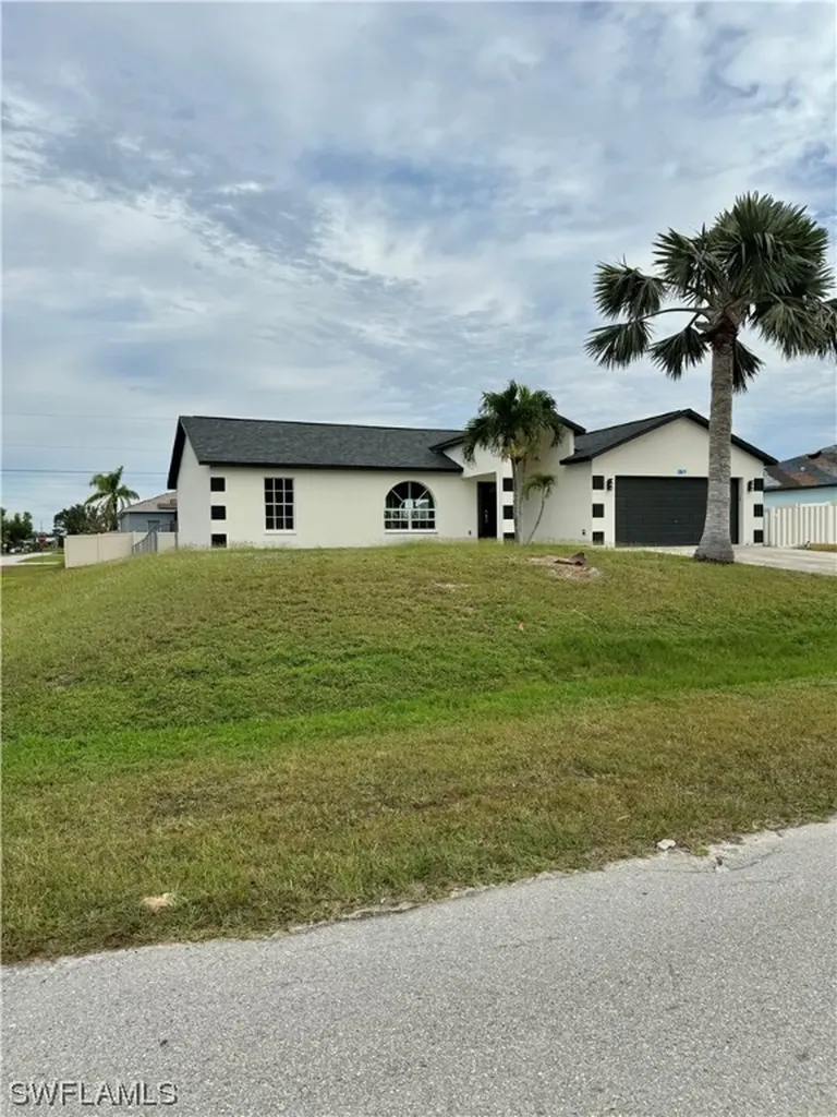 1317 SW 30th Street Cape Coral FL 33914