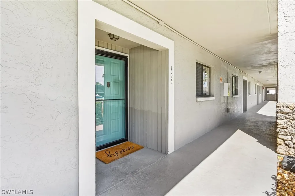 5789 Gage Lane Naples FL 34113