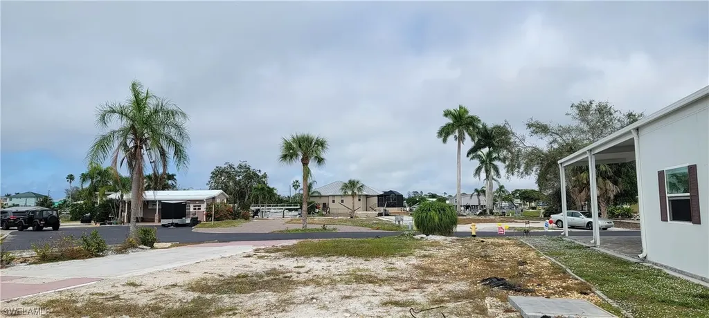 4778 Tahiti Drive Bonita Springs FL 34134