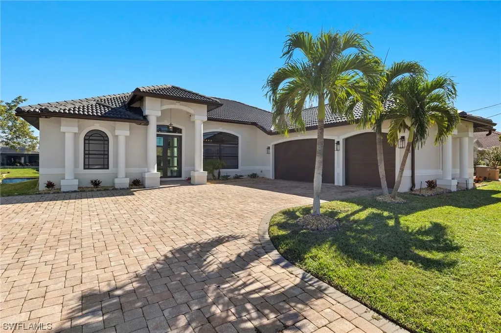 2213 SW 8th Court Cape Coral FL 33991