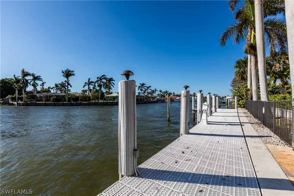 1279 Martinique Court Marco Island FL 34145