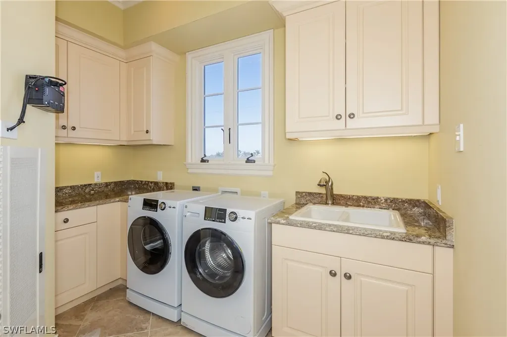 1279 Martinique Court Marco Island FL 34145