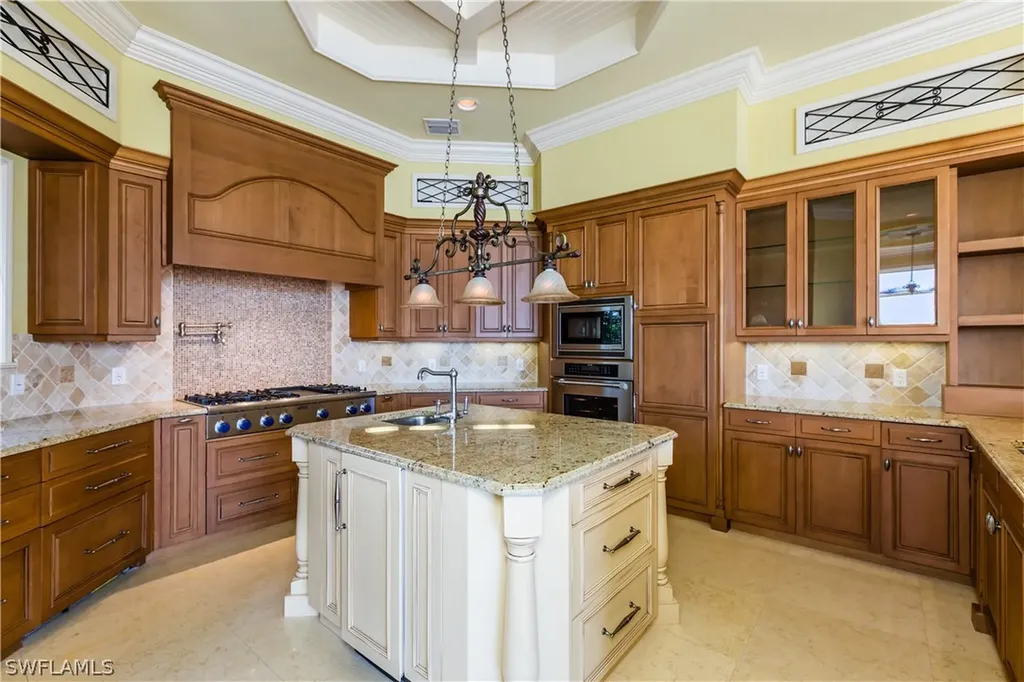 1279 Martinique Court Marco Island FL 34145