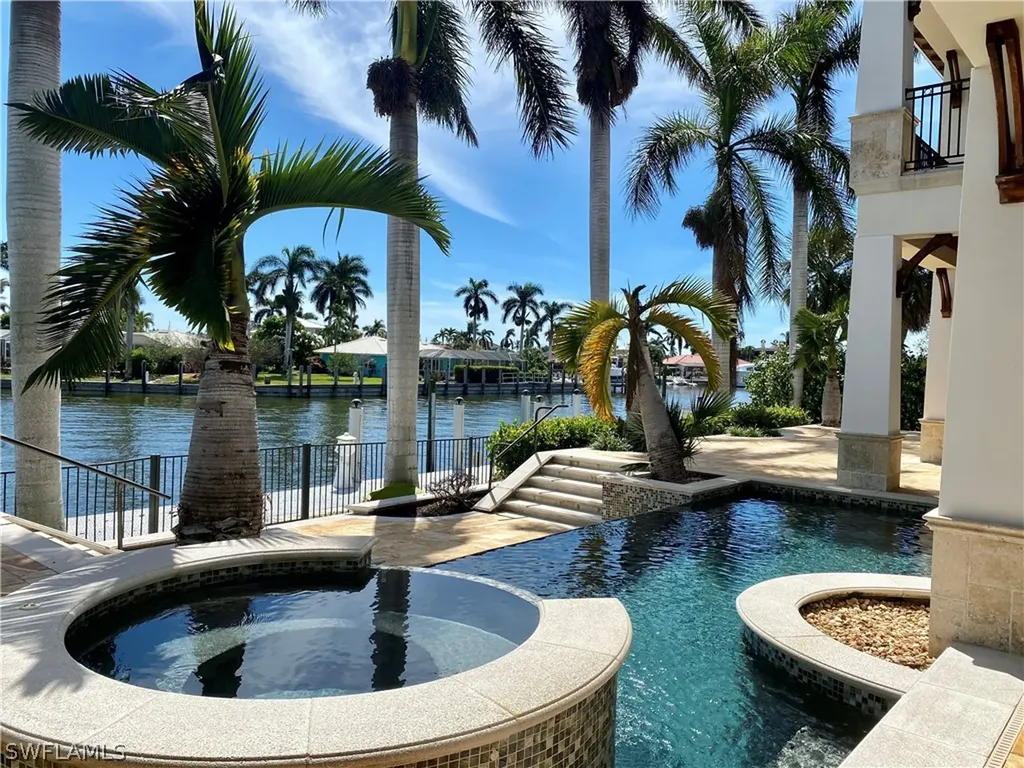 1279 Martinique Court Marco Island FL 34145