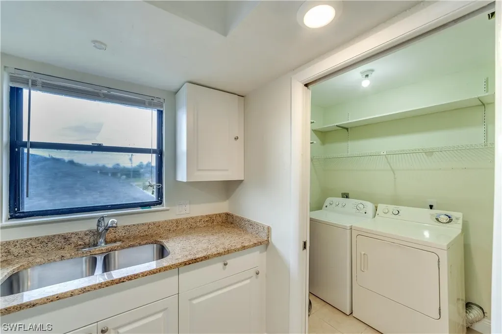 1407 SW 16th Terrace Cape Coral FL 33991