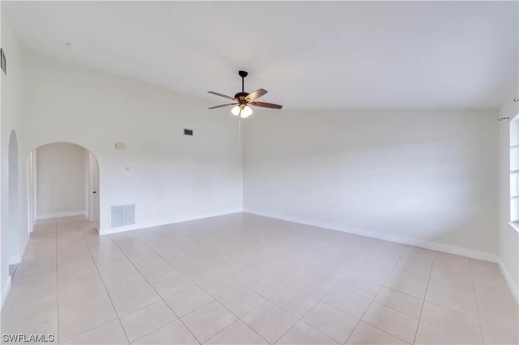 1407 SW 16th Terrace Cape Coral FL 33991