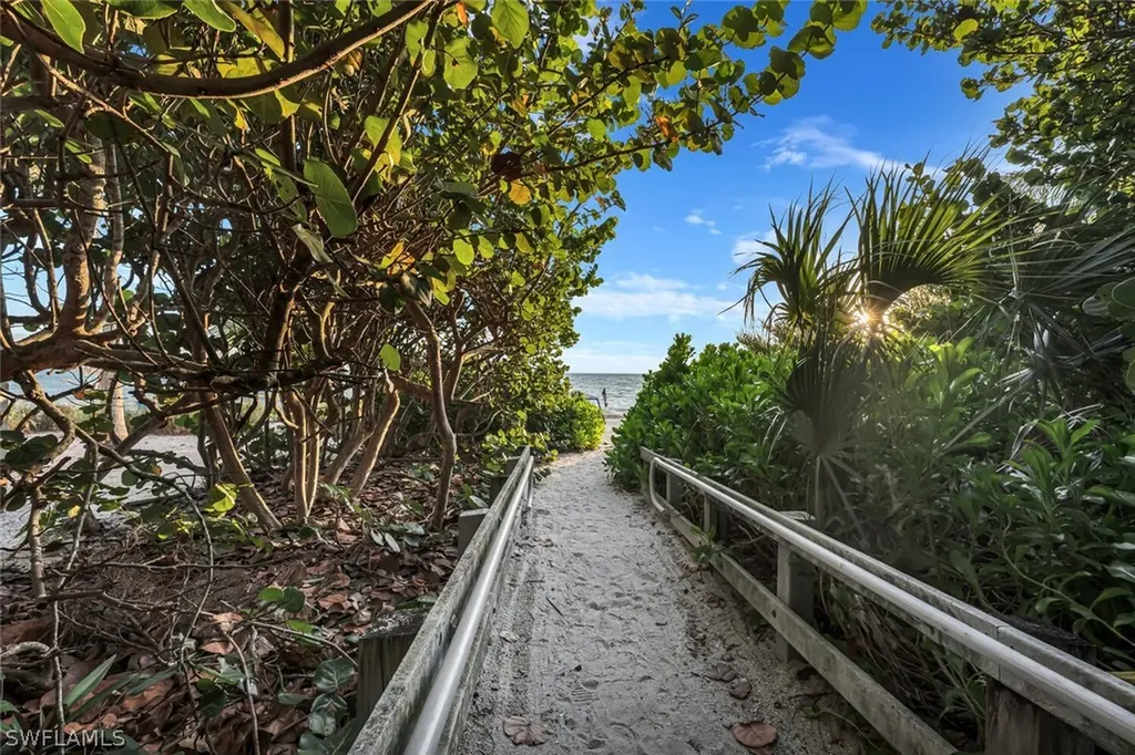28961 Seton Court Bonita Springs FL 34134