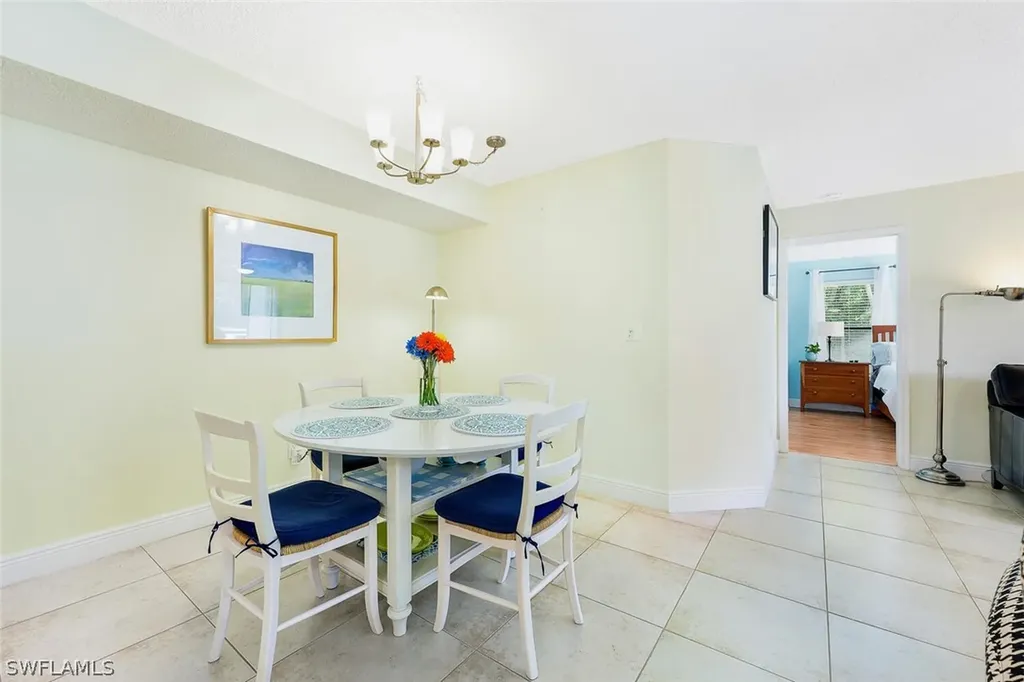 2154 Arbour Walk Circle Naples FL 34109