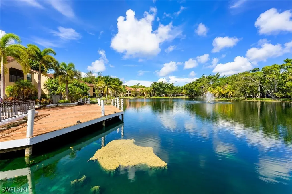 2154 Arbour Walk Circle Naples FL 34109