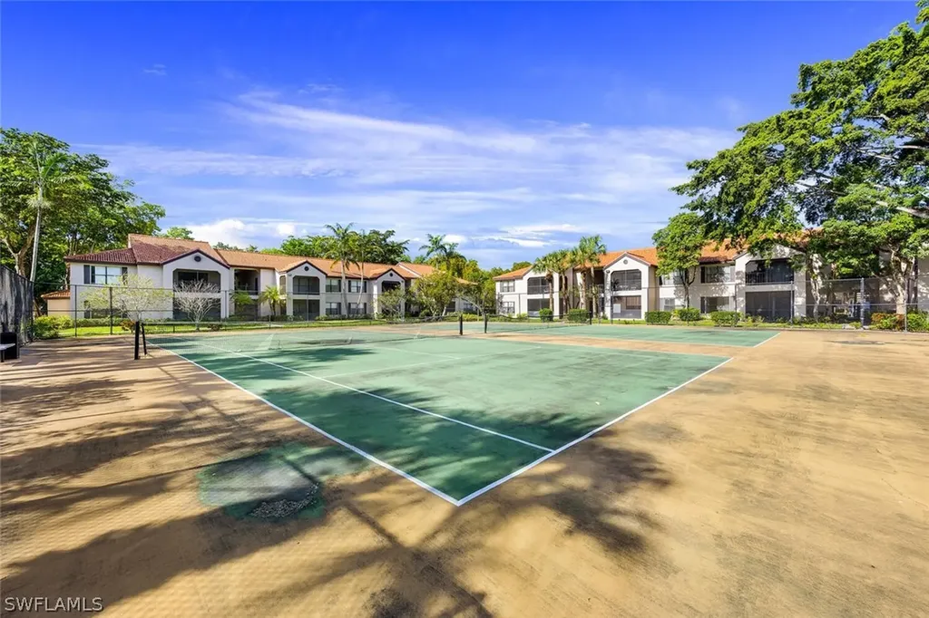 2154 Arbour Walk Circle Naples FL 34109