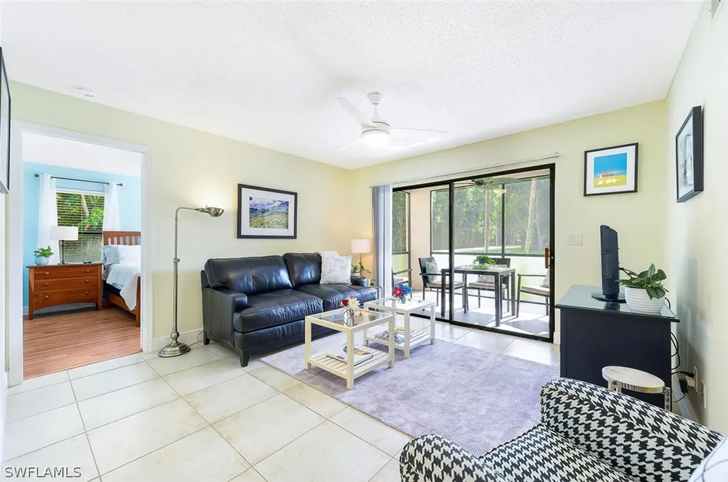 2154 Arbour Walk Circle Naples FL 34109