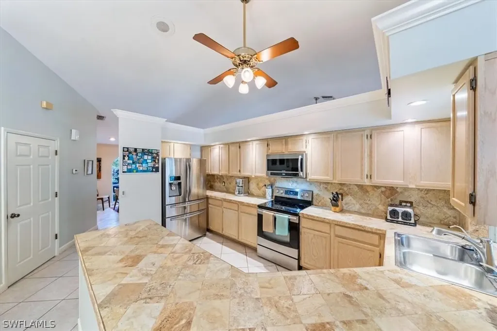 6270 Sea Grass Lane Naples FL 34116