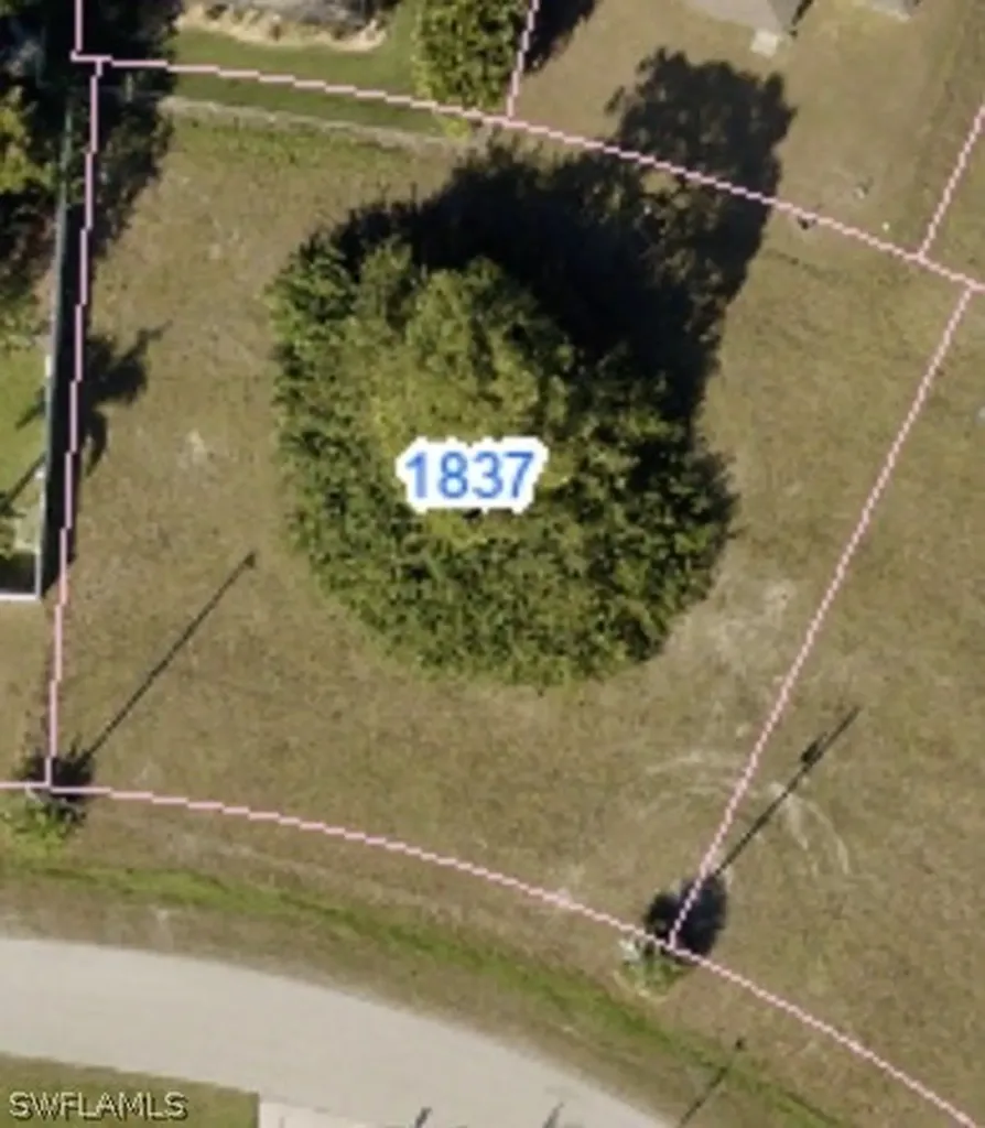 1837 NW 10th Street Cape Coral FL 33993