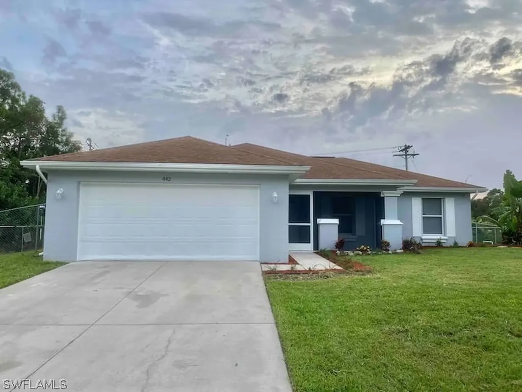 442 Conlee Street Lehigh Acres FL 33974