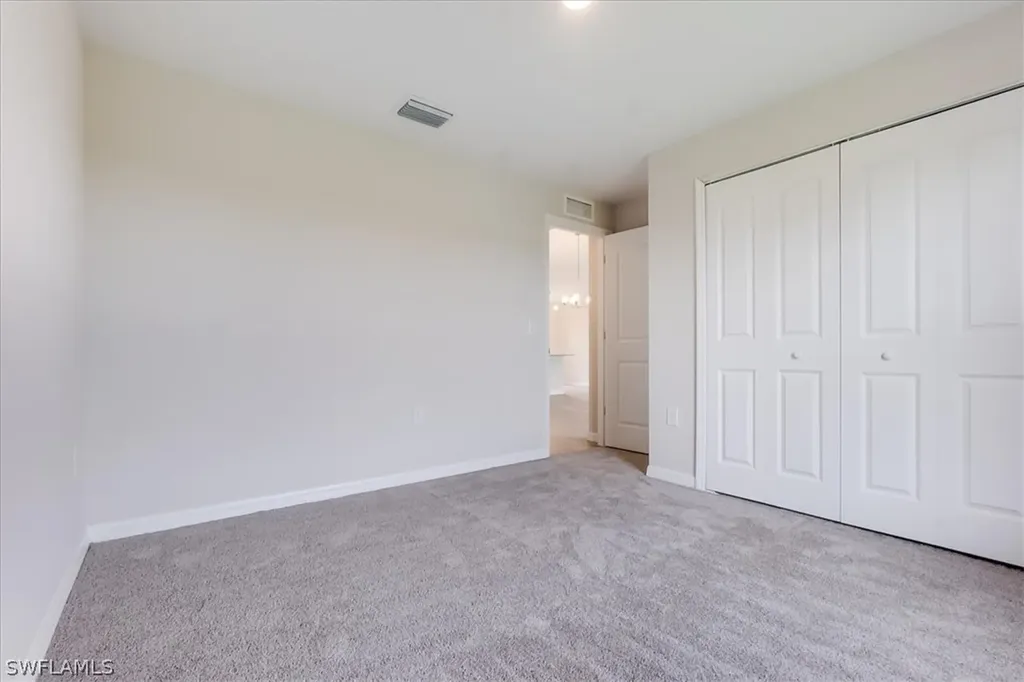 2820 NW 4th Place Cape Coral FL 33993