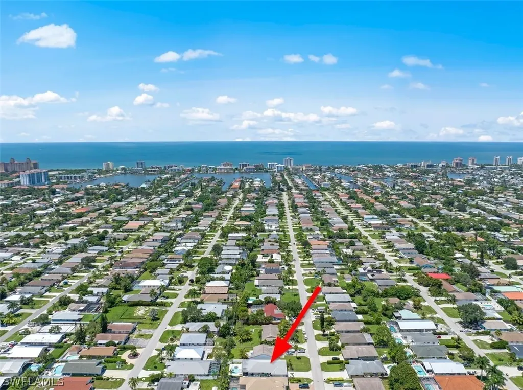 676 98th Avenue N Naples FL 34108