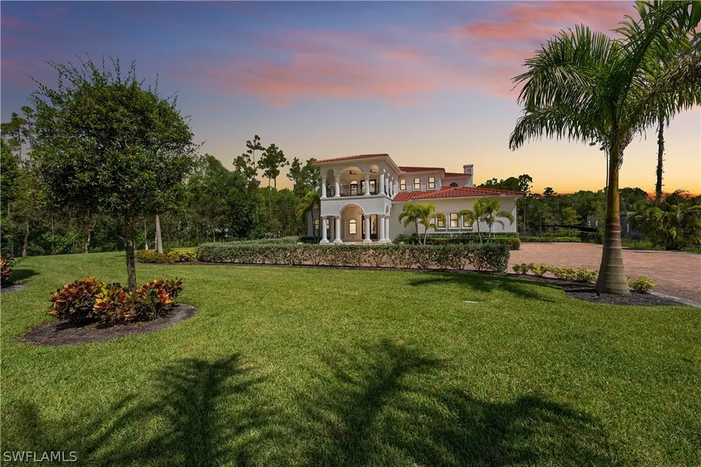 6689 Hunters Road Naples FL 34109