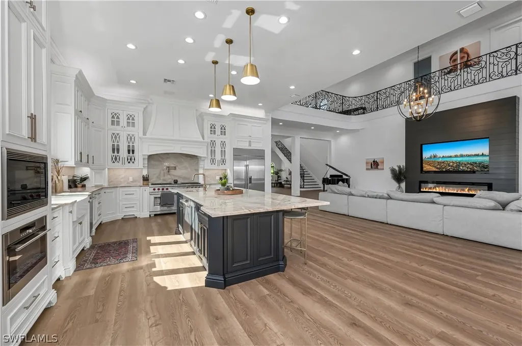 6689 Hunters Road Naples FL 34109