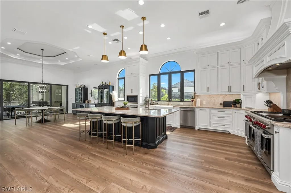 6689 Hunters Road Naples FL 34109