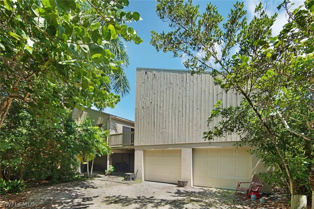 921 Strangler Fig Lane Sanibel FL 33957