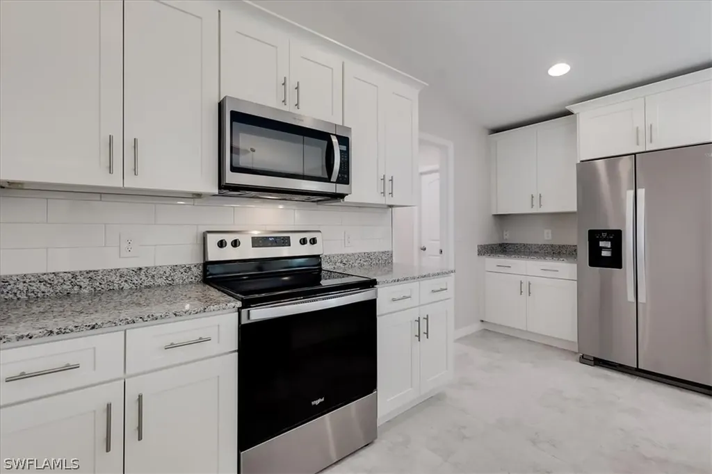 2528 NW 20th Avenue Cape Coral FL 33993