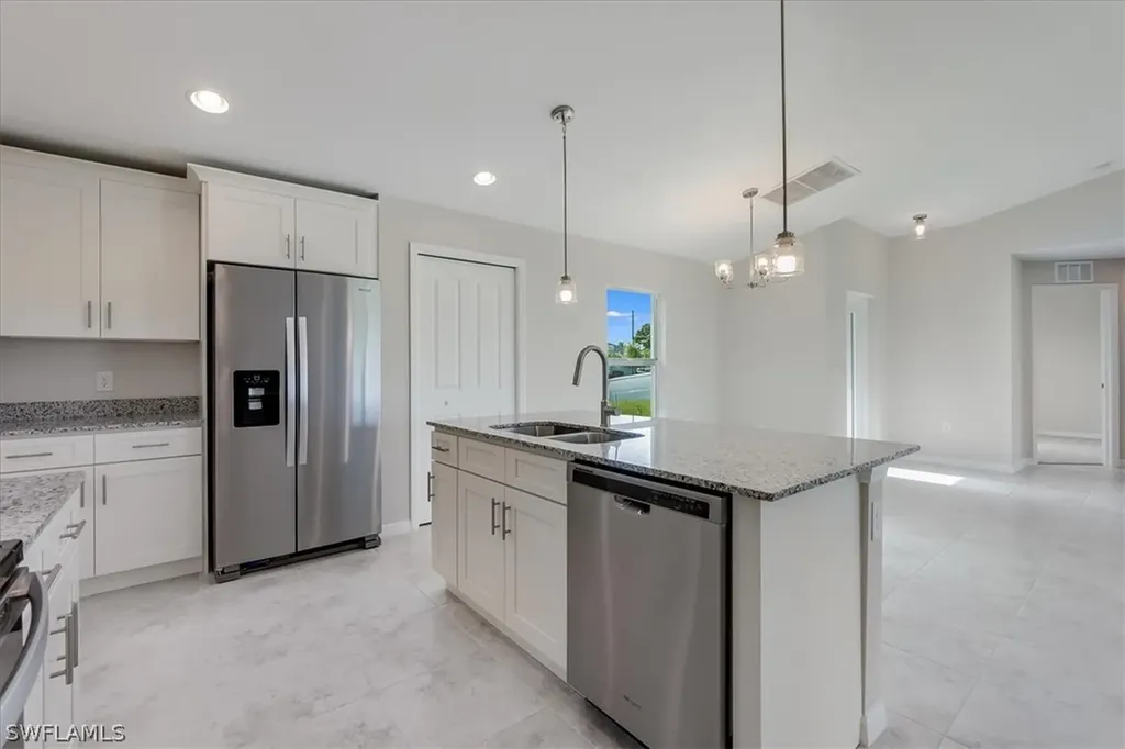 2528 NW 20th Avenue Cape Coral FL 33993