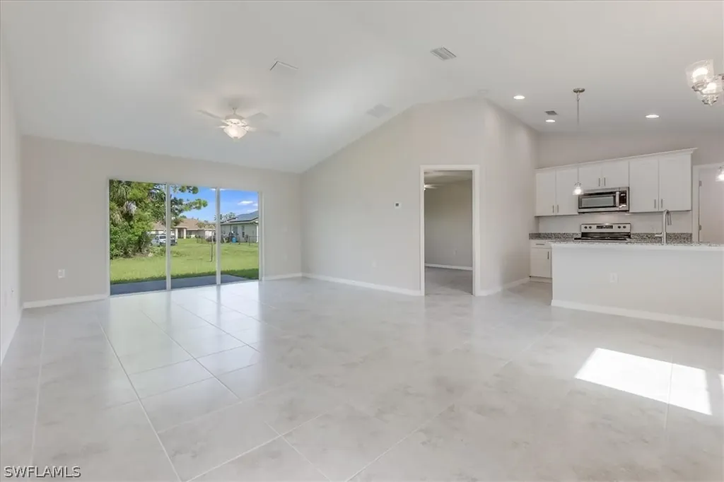 2528 NW 20th Avenue Cape Coral FL 33993