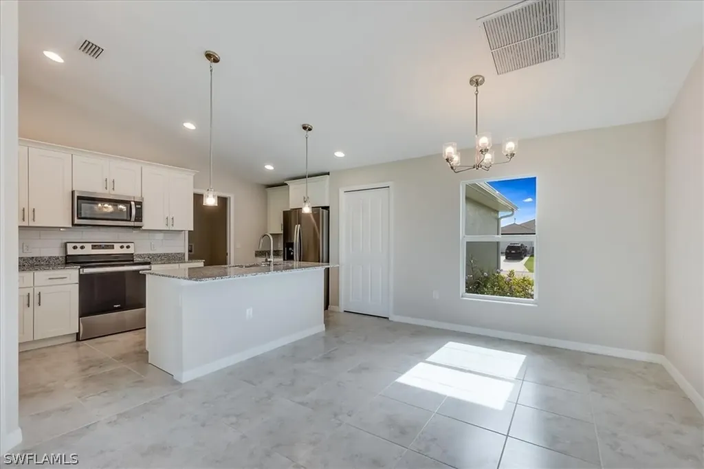 2528 NW 20th Avenue Cape Coral FL 33993