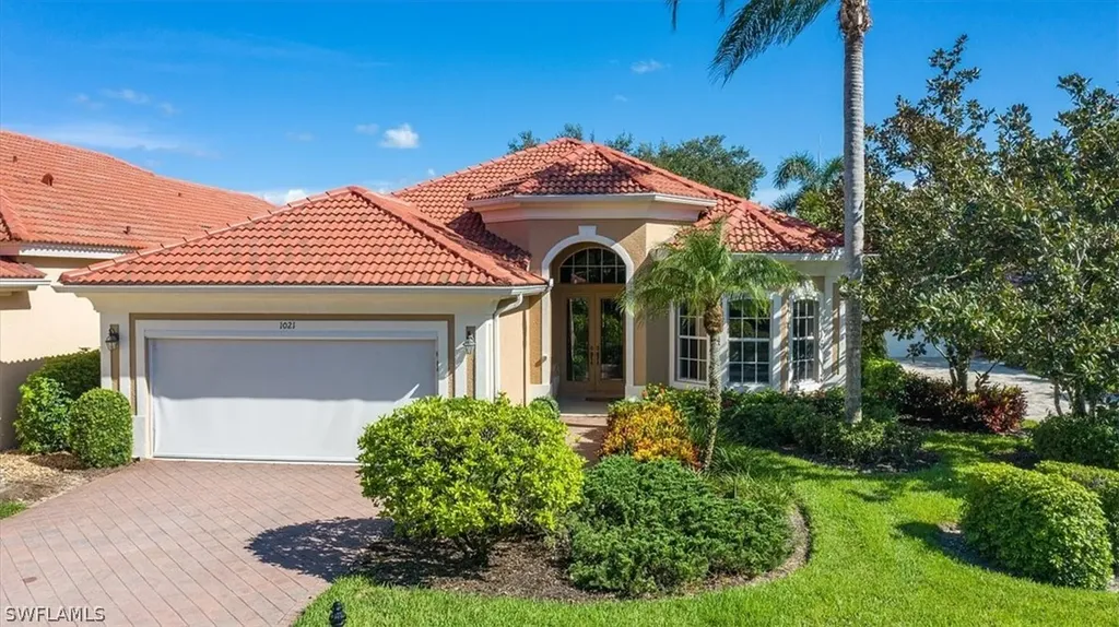 1021 Tierra Lago Way Naples FL 34119
